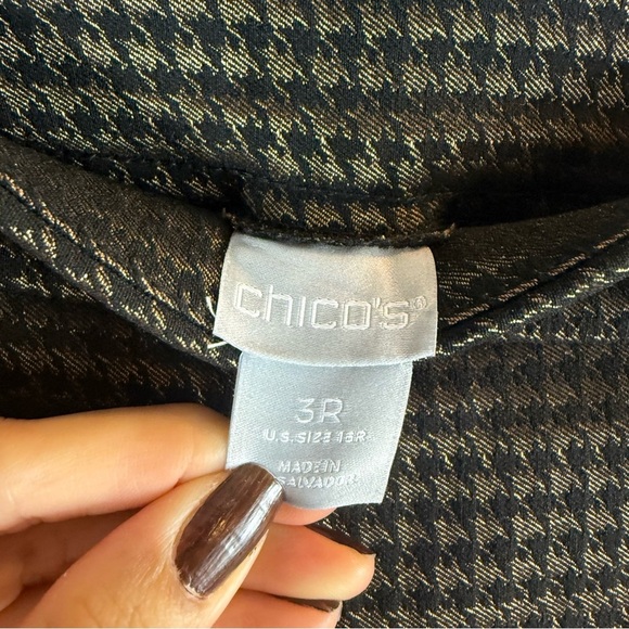 Chico's So Slimming Brigitte
Metallic Tiles Ankle Pant, Chicos Size: 3R - Picture 8 of 14